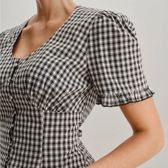 Rihoas Black Plaid V Neck Ruffle Blouse - Picture 2 of 9